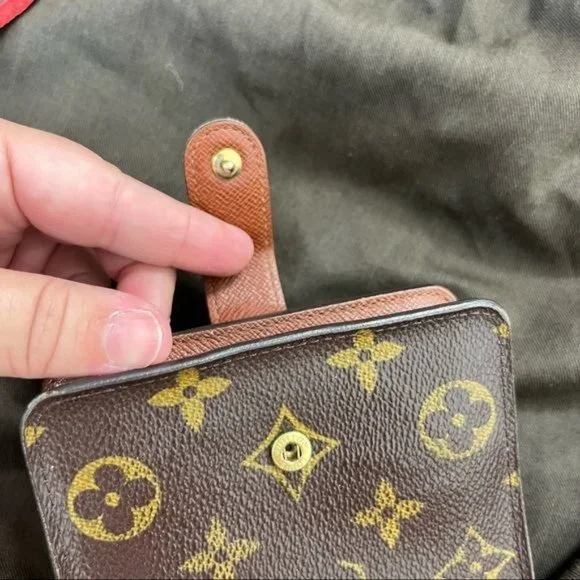 LV Louis Vuitton Bi Fold Monogram Compact Snap Wallet Unisex - Picture 7 of 14